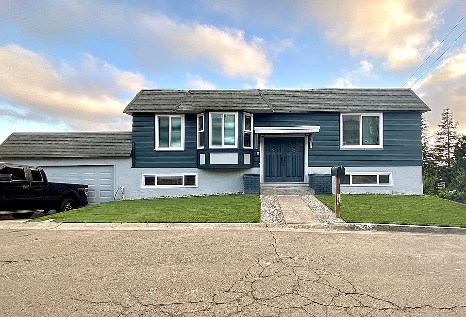 1st image of 347 Monte Carlo Ave