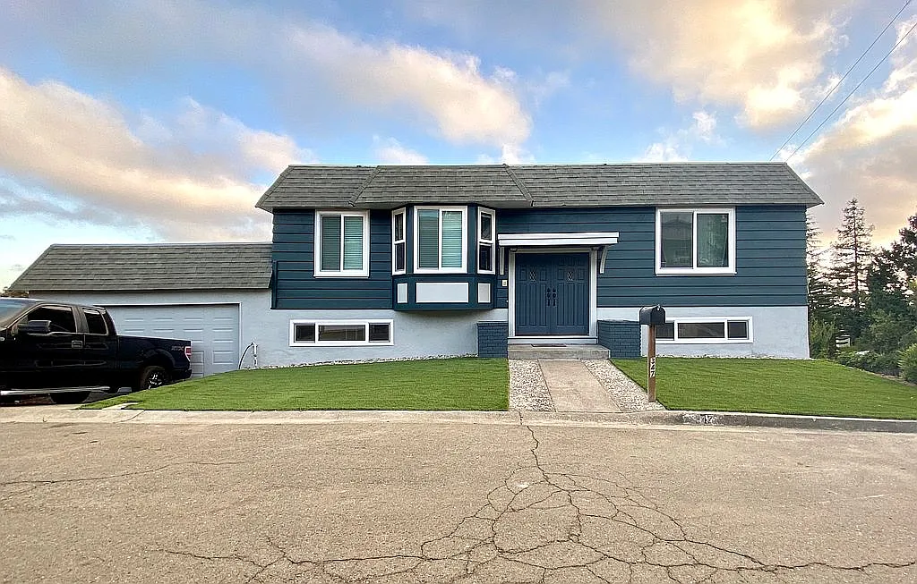 347 Monte Carlo Ave photo 1