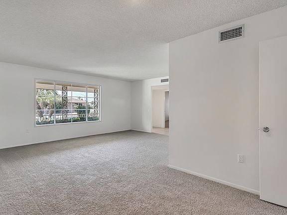 3rd image of 10630 W Willowbrook Dr