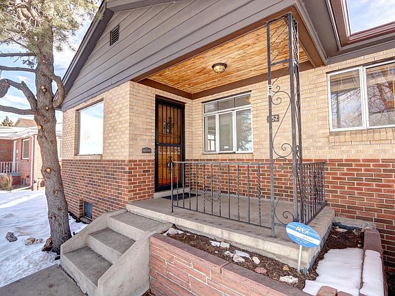 Nice front porch to welcome guests and watch sunsets!
