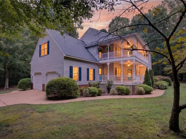 5573 Echo Ln, Gloucester, VA 23061
