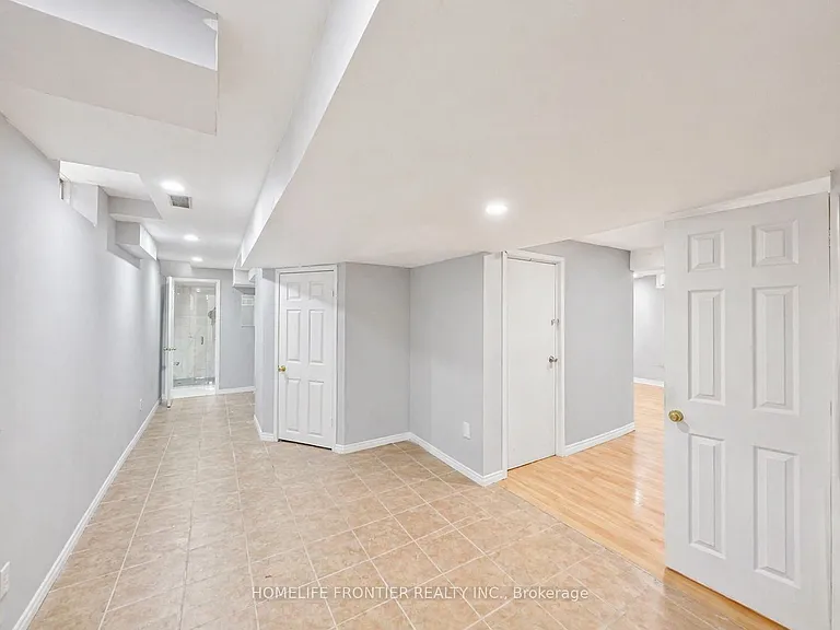 62 Clydesdale Cir #LOWER — Photo 3