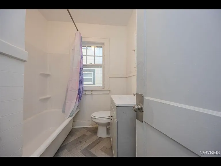 2260 Weston Ave #1 — Photo 7