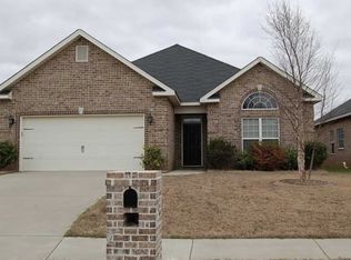 124 Glen Arbor Ln, Warner Robins, GA 31088