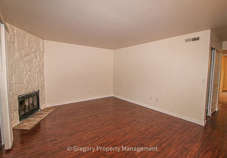 12029 100th Ave NE #C2 — Photo 12