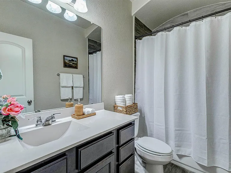 5318 Madeline Grace Dr — Photo 32
