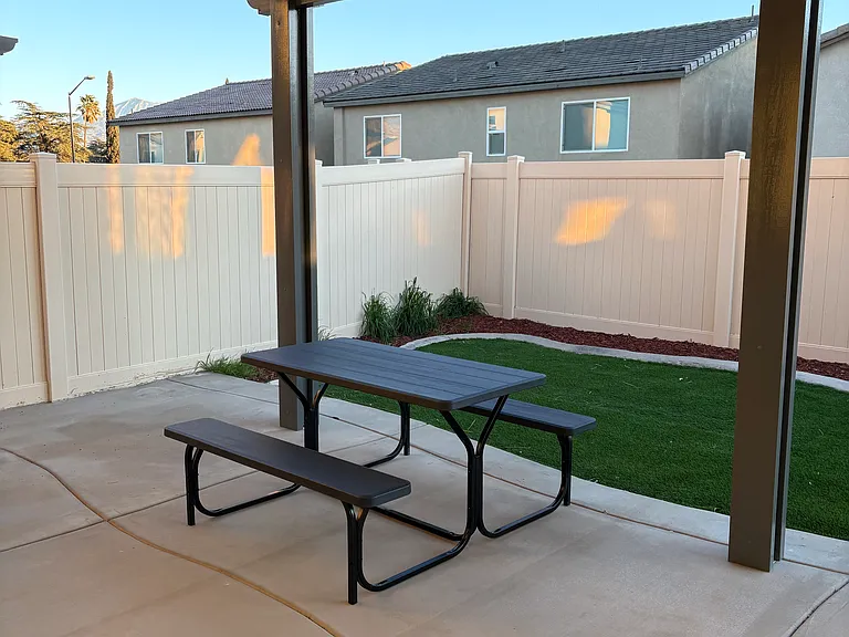 Lemonroot St — Photo 4