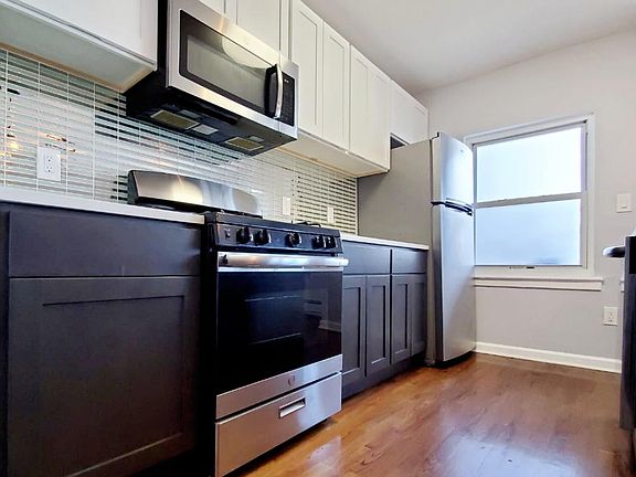 4th image of 77 Clendenny Ave #2D