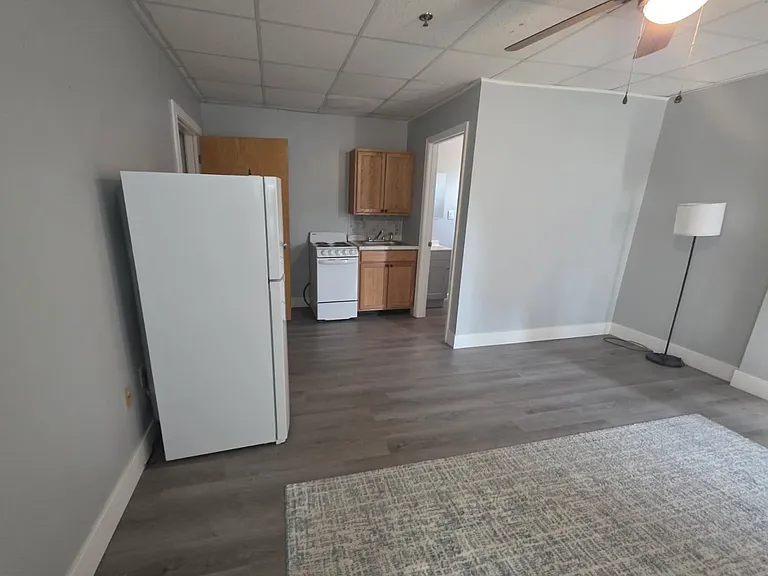 135 N Washington St — Photo 2