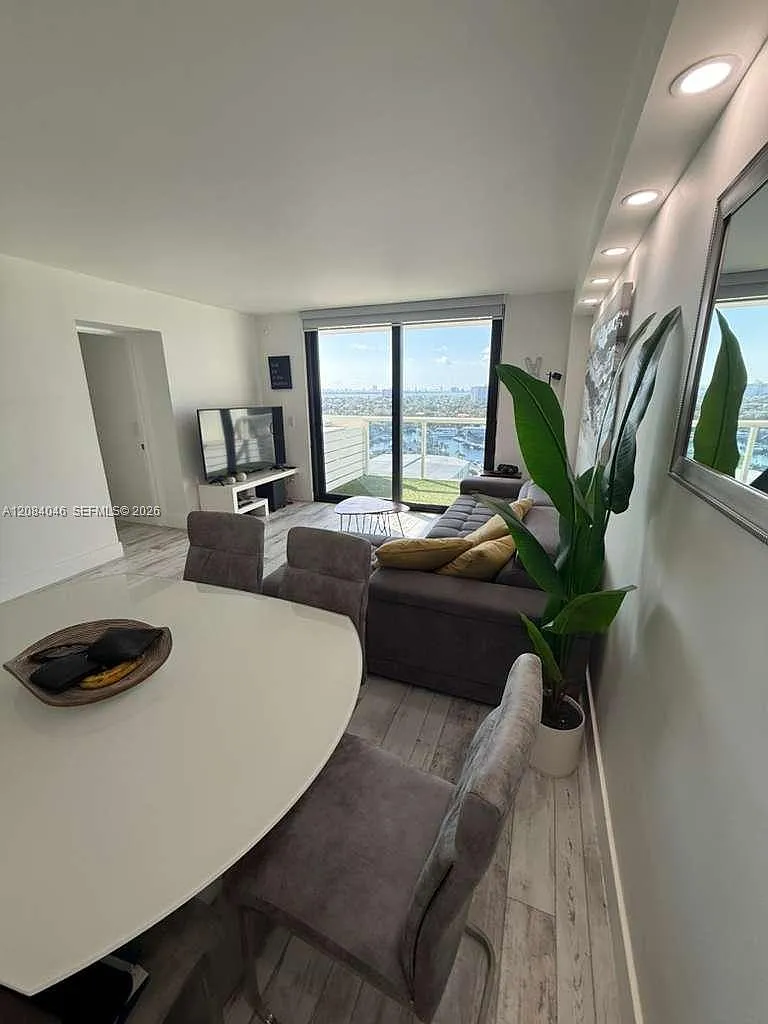Sailboat Cay Condo — Photo 3
