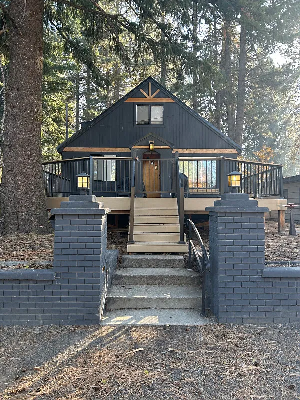 2 bed, 1400 sqft, $2,100 — Photo 1