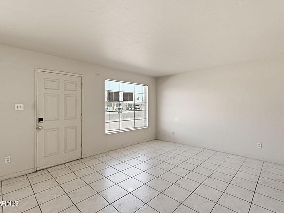 5th image of 2743 W Ocotillo Road