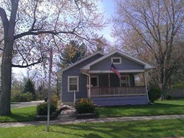2nd image of 1633 Superior St