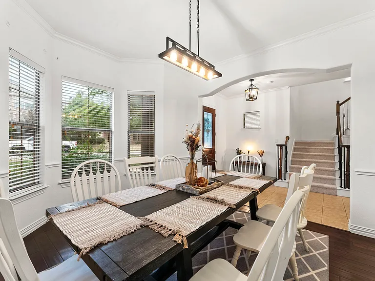 1478 Cambridge Dr — Photo 11