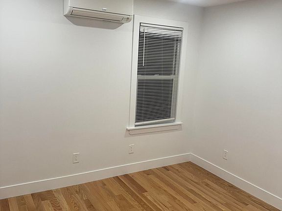 3rd image of 90 Coale Ave Floor 2