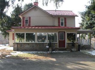 1155 Valley View Dr, Scottdale, PA