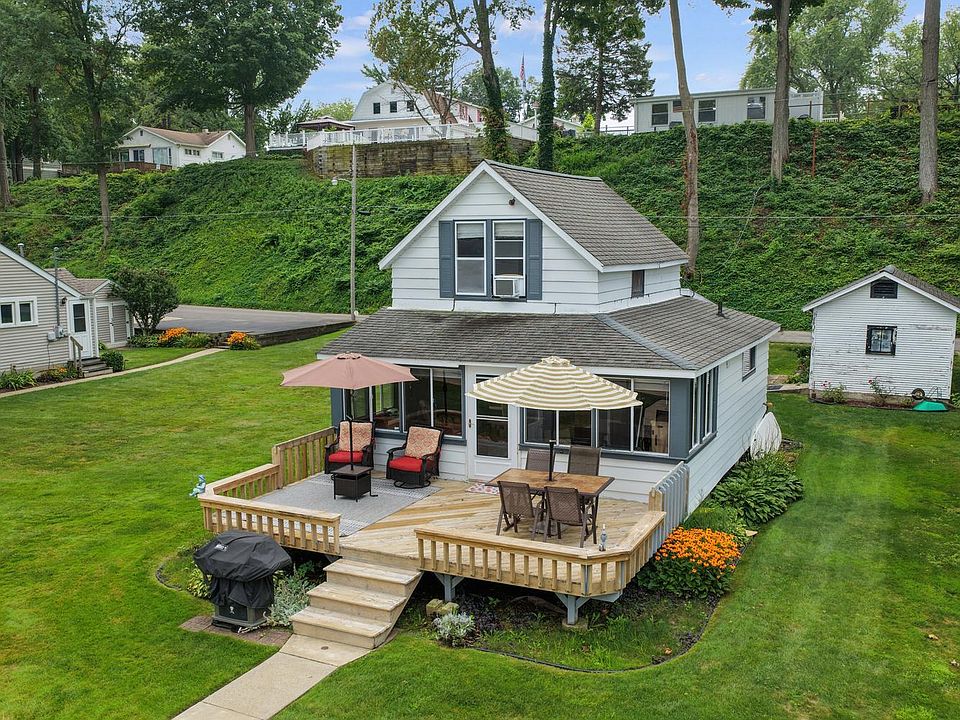 1st image of 8167 Shady Dr