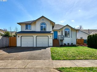 8680 NE Windstone St, Hillsboro, OR 97006