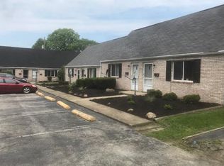 247 N Buhl Farm Dr APT 6, Hermitage, PA 16148