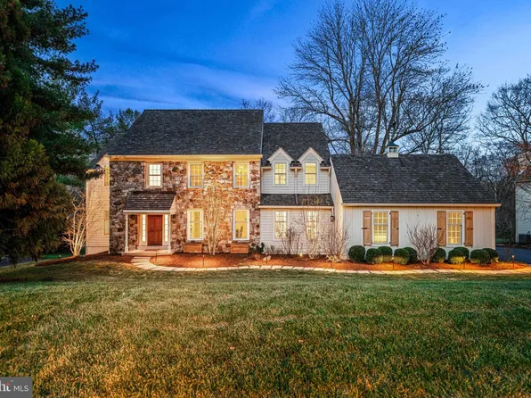 205 Ravenscliff Rd, Saint Davids, PA 19087