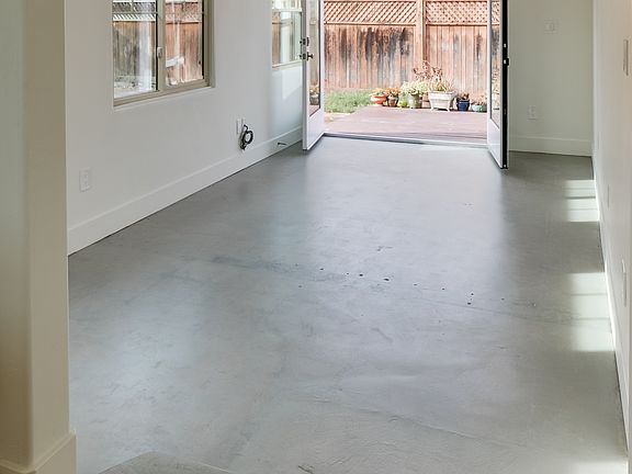 2nd image of 2721 Madison Ave