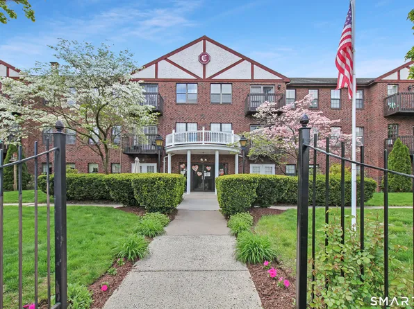 47 Highland St #214, West Hartford, CT 06119