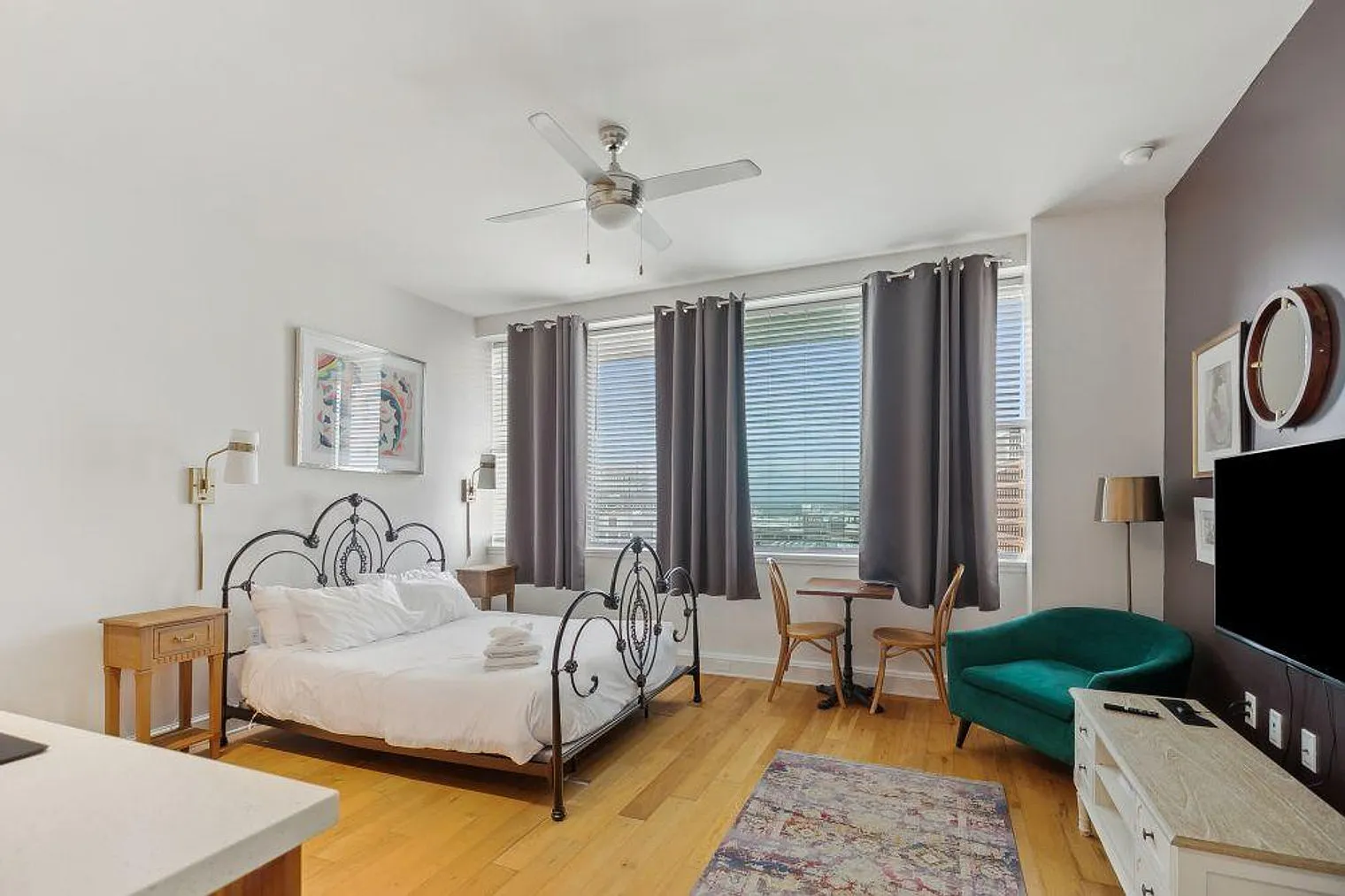 Studio, 1.0 bath, 731 sqft, $2,859 — Photo 2