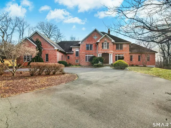 215 Old Mountain Road, Farmington, CT 06032