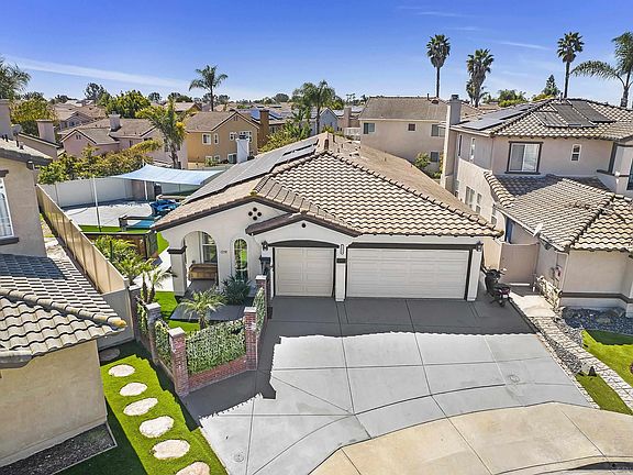 2nd image of 1258 W Vaquero Ct
