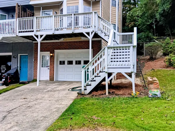 5071 Laurel Springs Way SE, Smyrna, GA 30082