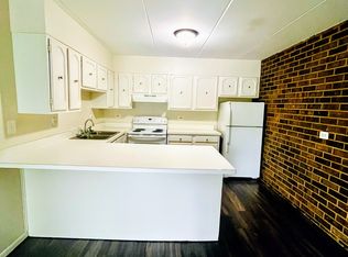 3703 James St APT 3A, McHenry, IL 60050