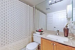 5233 Dundas St W #2022 — Photo 11