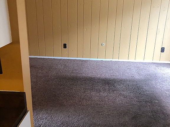 3rd image of 15754 Dupage Blvd #142
