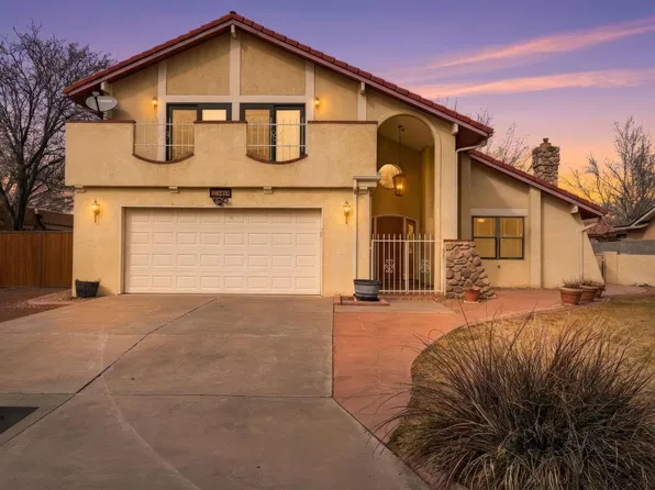 5801 Flor Del Rey NW, Albuquerque, NM 87120