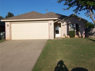 2705 Northern Hills Rd, Norman, OK 73071