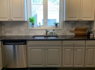 17 Summit Ave #33, Providence, RI 02906