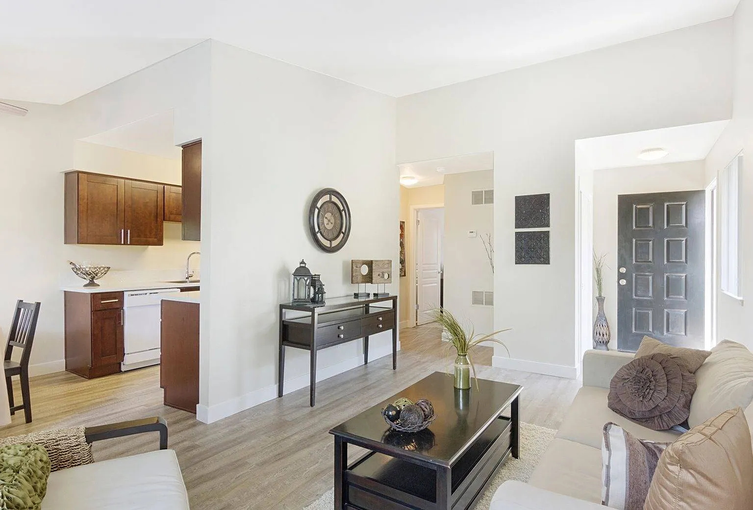 Northwood Village — Photo 1