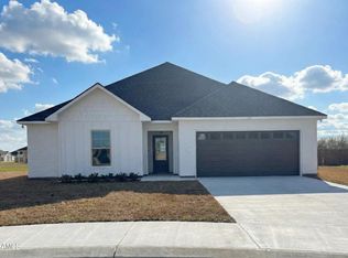 123 Star Ln, Broussard, LA 70518