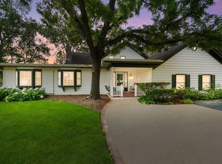 1894 Elm Dr #1898, West Bend, WI 53095