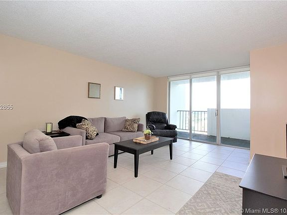 5th image of 2780 NE 183rd St APT 1709