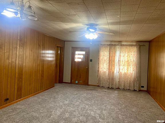 3rd image of 1006 Gent Ave