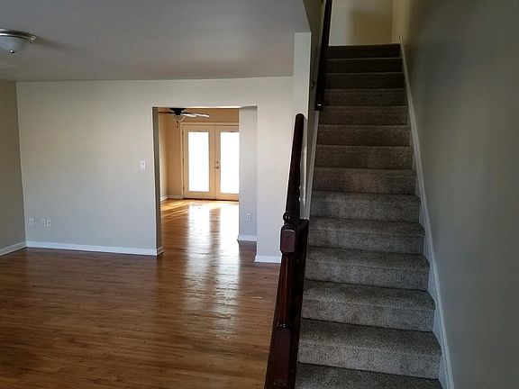 2nd image of 629 Candlestick Ln
