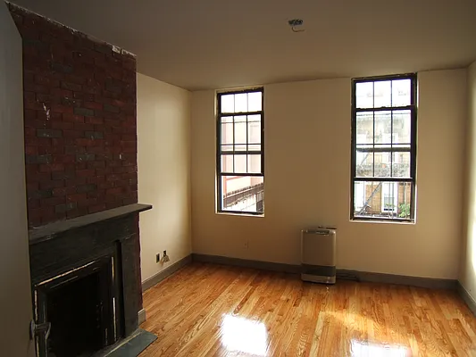 Rented by Joel Weisz, LREB | media 13