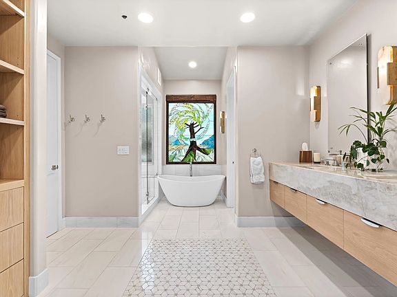 5th image of 3369 Rocking Horse Cir