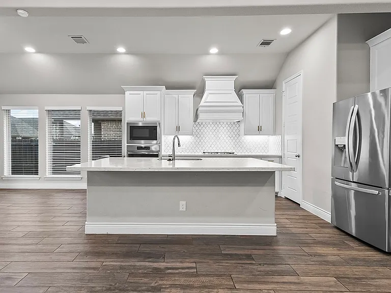 1539 Wheatley Way — Photo 2