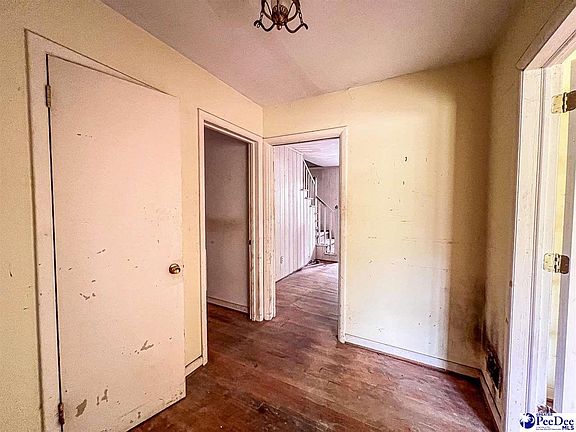 2nd image of 12 Bayswater Rd