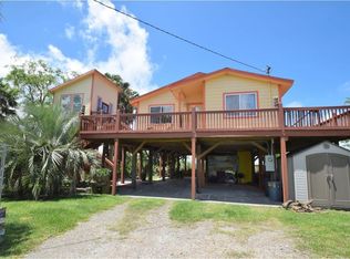 1233 O'Neil Rd, Crystal Beach, TX 77650