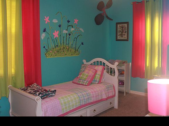 3rd image of 2807 Diamond Springs Dr