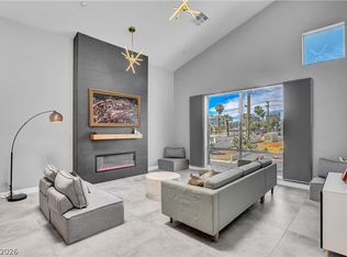 121 S 11th St, Las Vegas, NV 89101