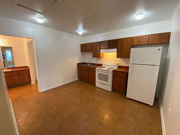 4th image of 3491 62nd Ave N #205